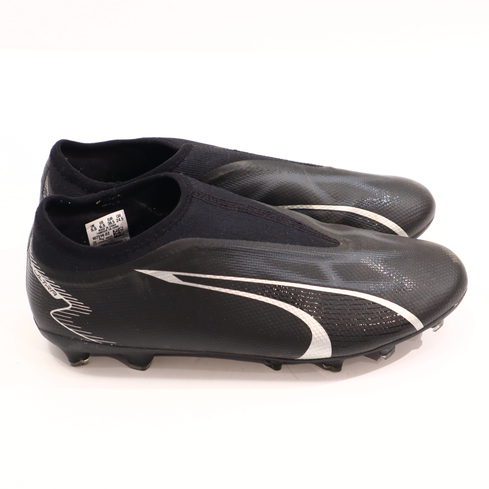 Sportschuh PUMA 38.5 Fußball/Rasenschuh schwarz Slipper