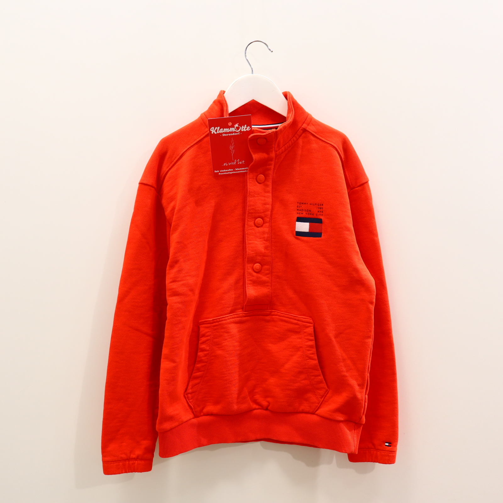 Oberteil TOMMY HILFIGER Gr. 152 Sweatshirt rot Baumwolle Applikation/Logo/Print Stehkragen