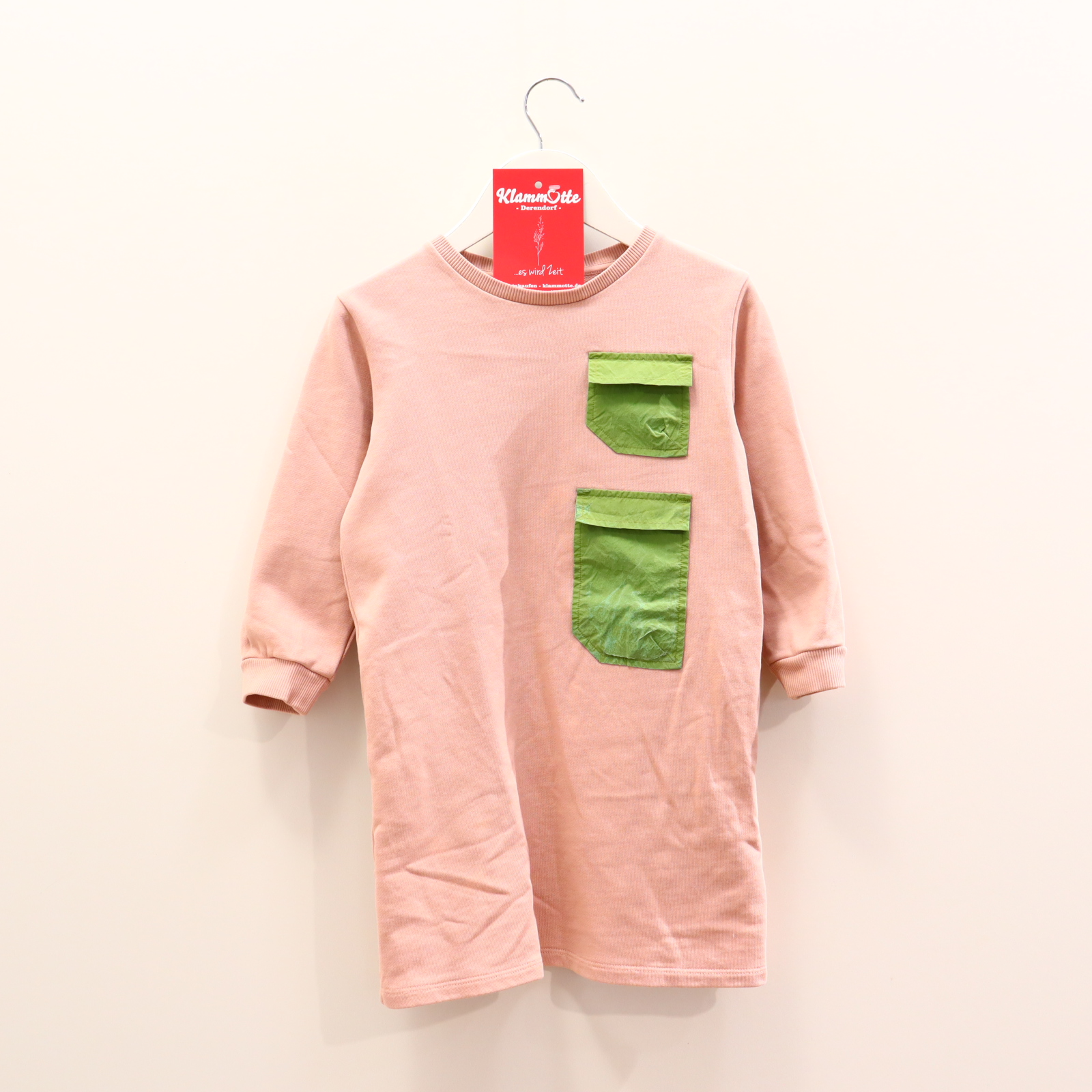 Kleider & Röcke COS Sweatkleid 110/116 grün/rosa Baumwolle Applikation Materialfehler