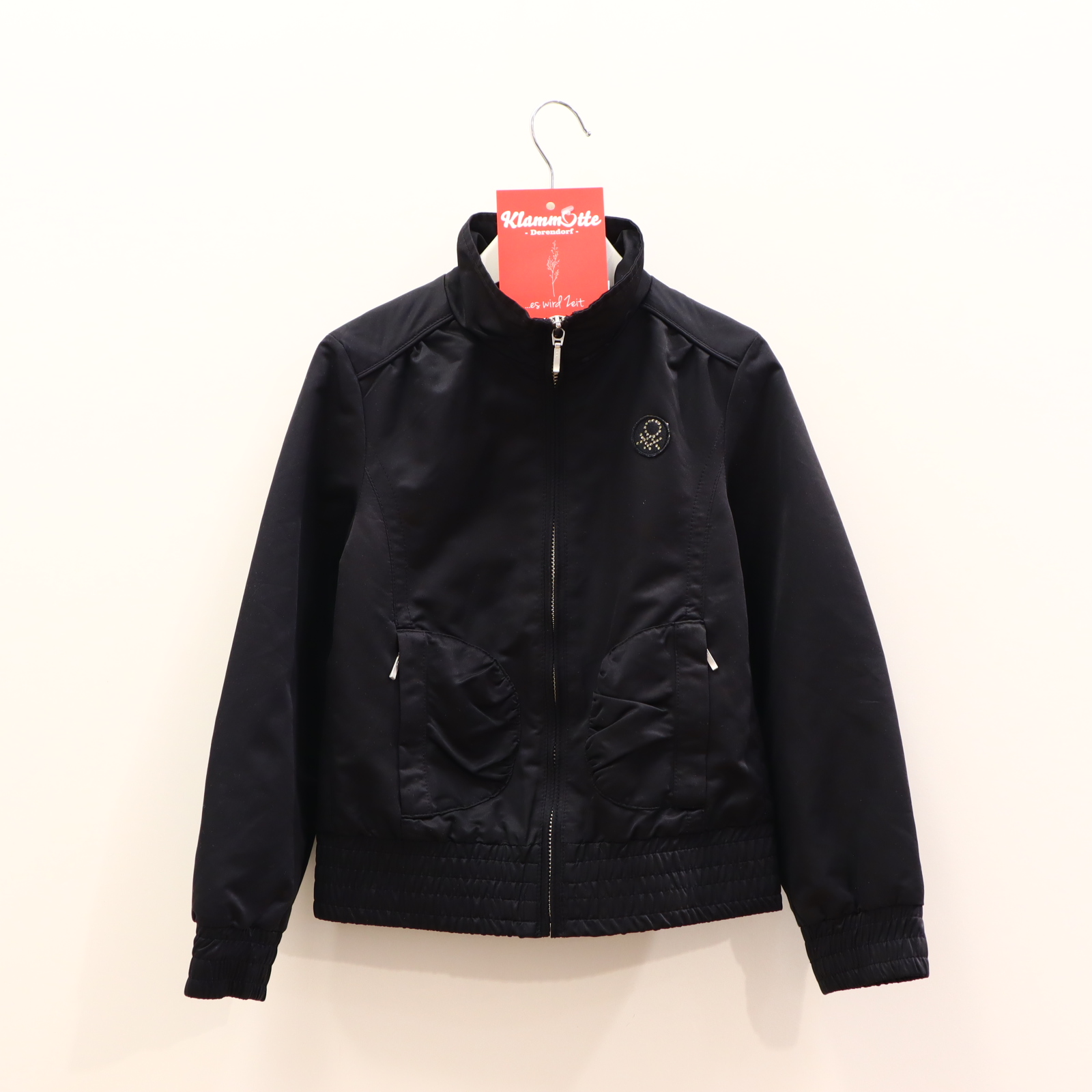 Jacke BENETTON Blouson 116/122 schwarz Frühjahr/Sommer Applikation/Logo Jerseyfutter