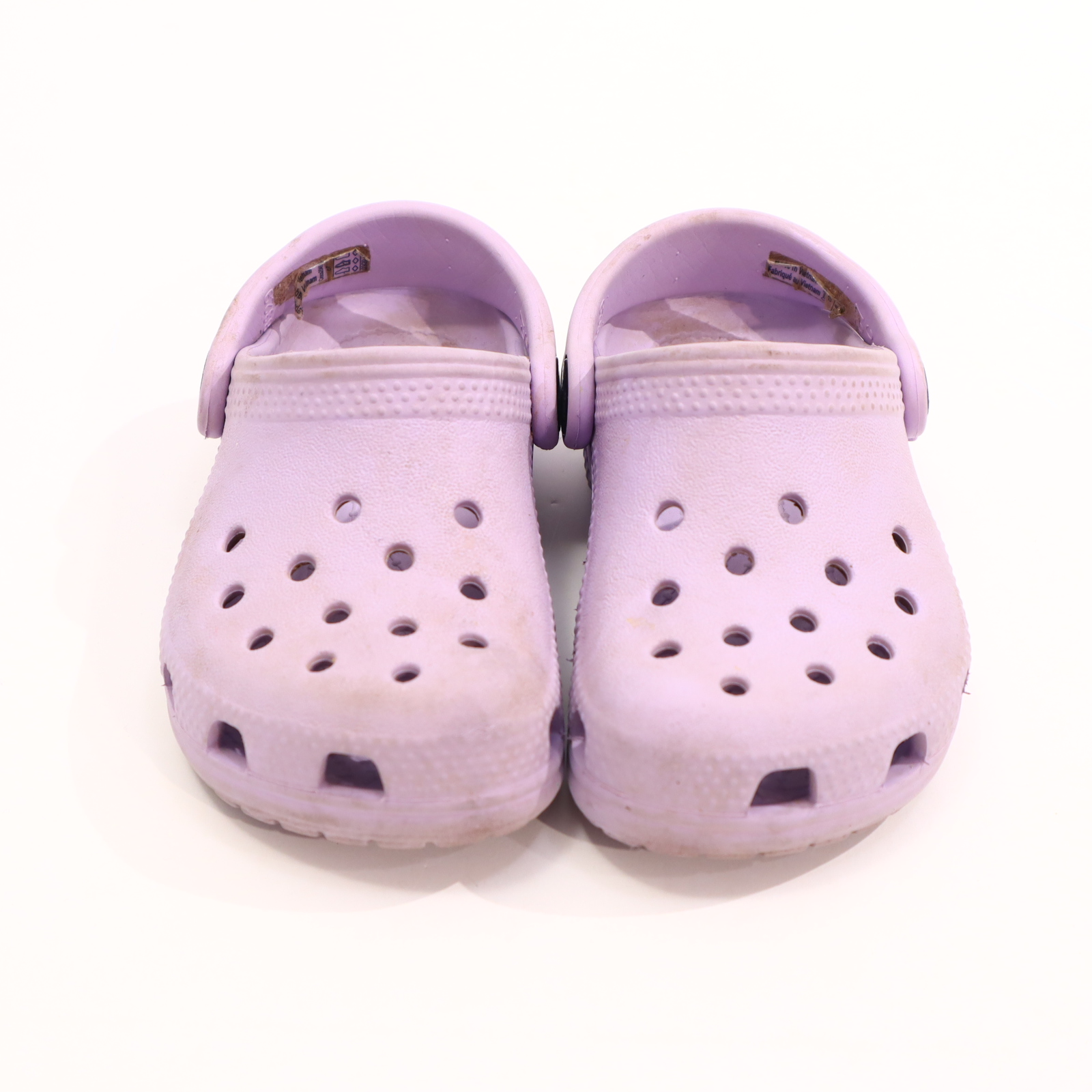 Hausschuhe/Wasserschuhe crocs 23/24 flieder Cloks leichte gleichmäßige Ablaufspuren
