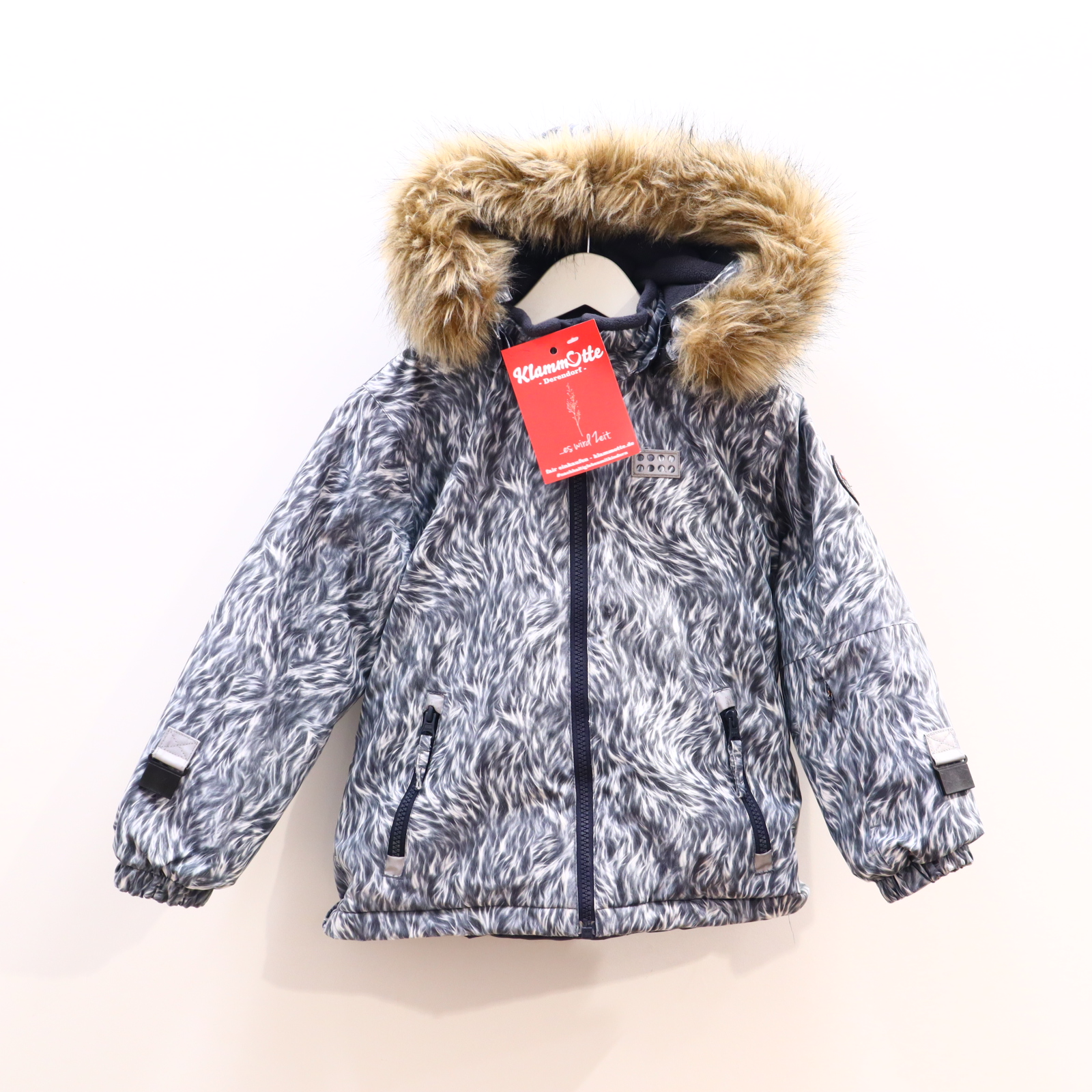 Jacke LEGO Anorak/Skijacke 104 grau/weiß Herbst/Winter Alloverprint/Applikation/Logo abnehmb. Kapuze/abnehmb. Kapuzenbesatz/Fleece-Kapuzenfutter/Schneefang