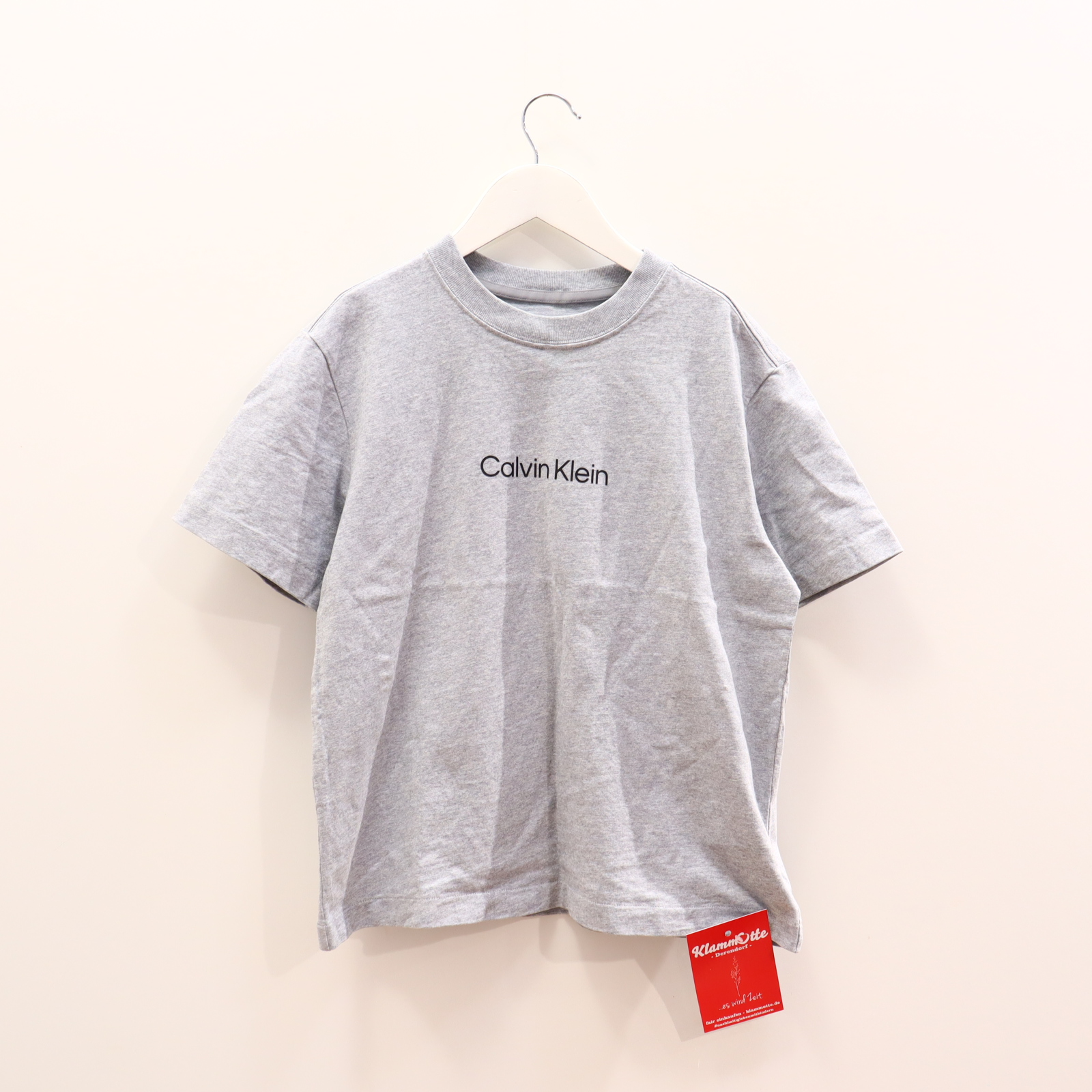 Oberteil Calvin Klein Gr. 158 kurzarm Shirt grau Baumwolle Logo/melange/Print