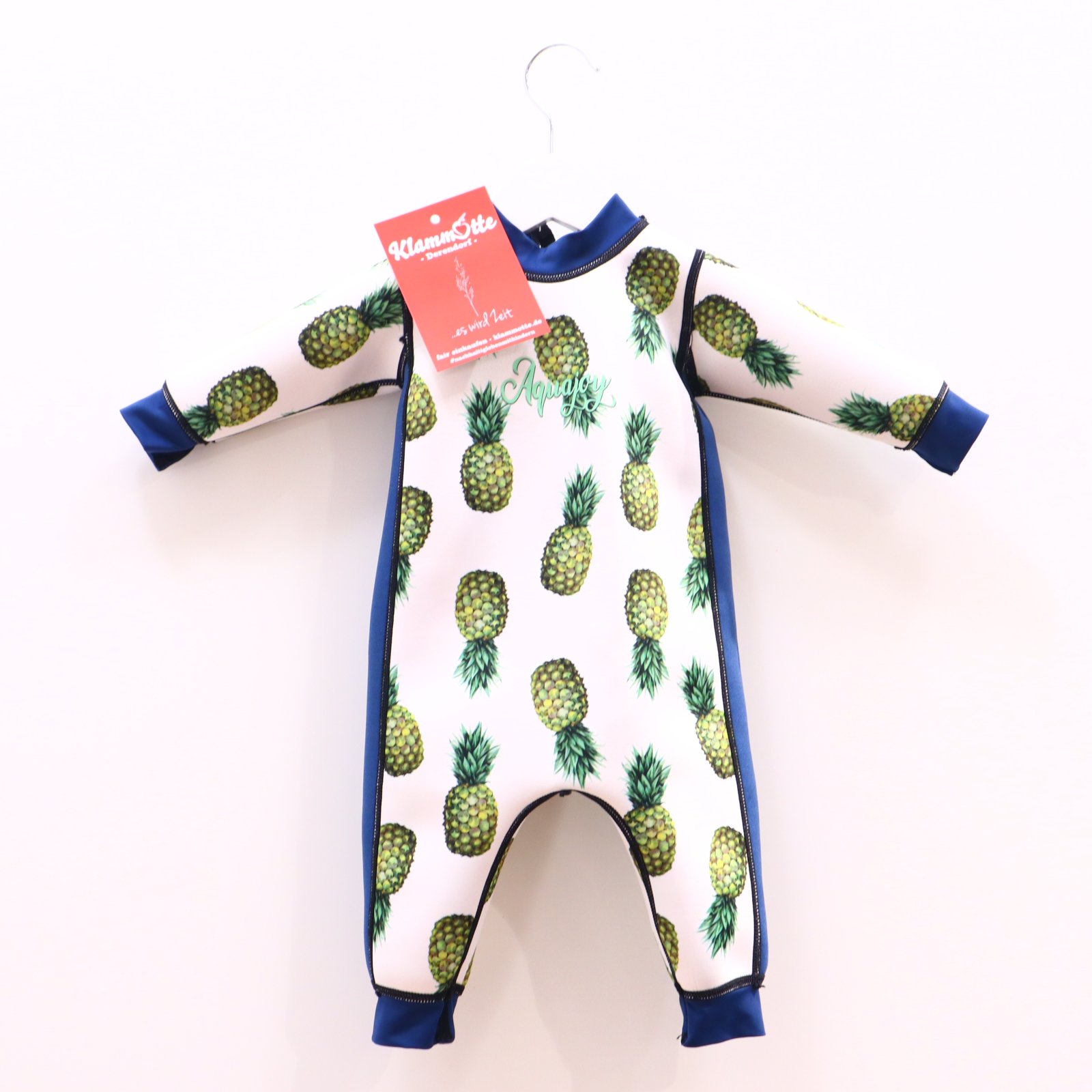 Bademode Aquajoy 3-6 Mon. blau/bunt/weiß Alloverprint/Logo/Print Neopreneinteiler