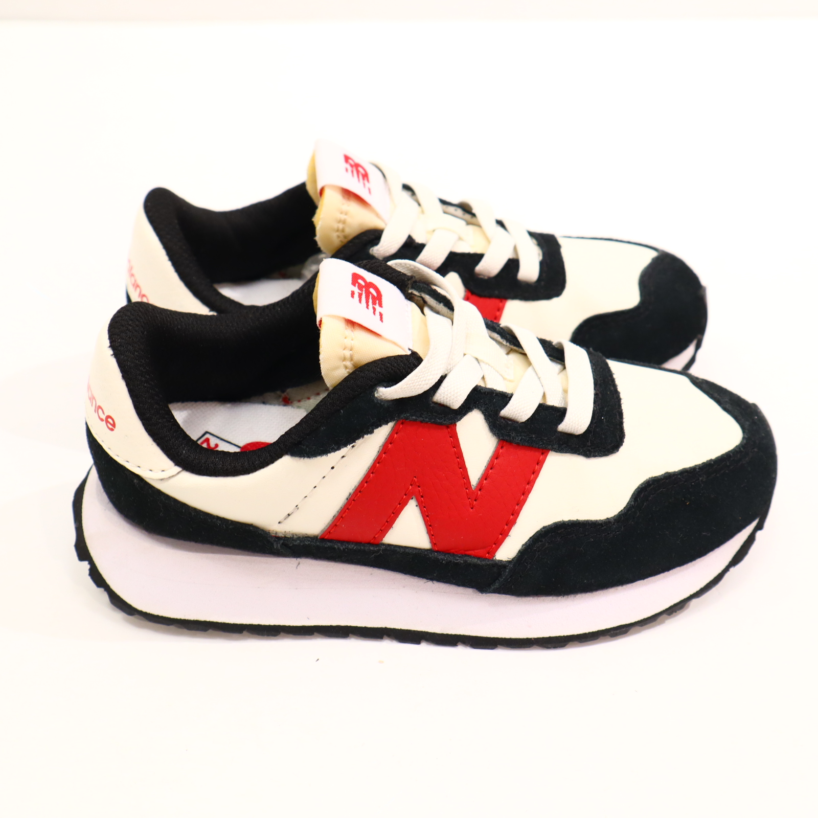 Halbschuhe new balance Slipper/Sneaker 30.5 rot/schwarz/weiß neuwertig!/sehr gut