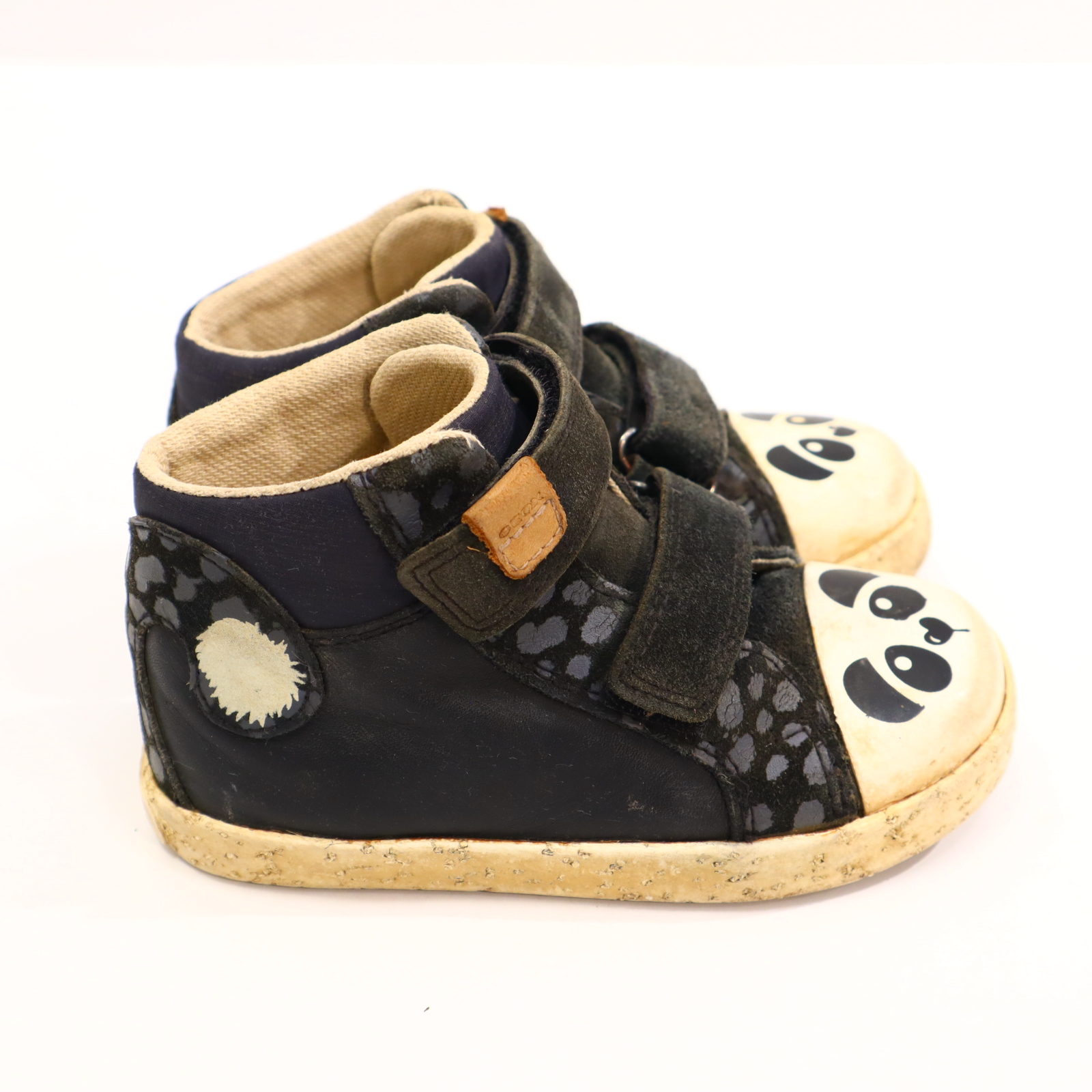 Halbschuhe GEOX Klett 24 schwarz/weiß Leder leichte gleichmäßige Ablaufspuren