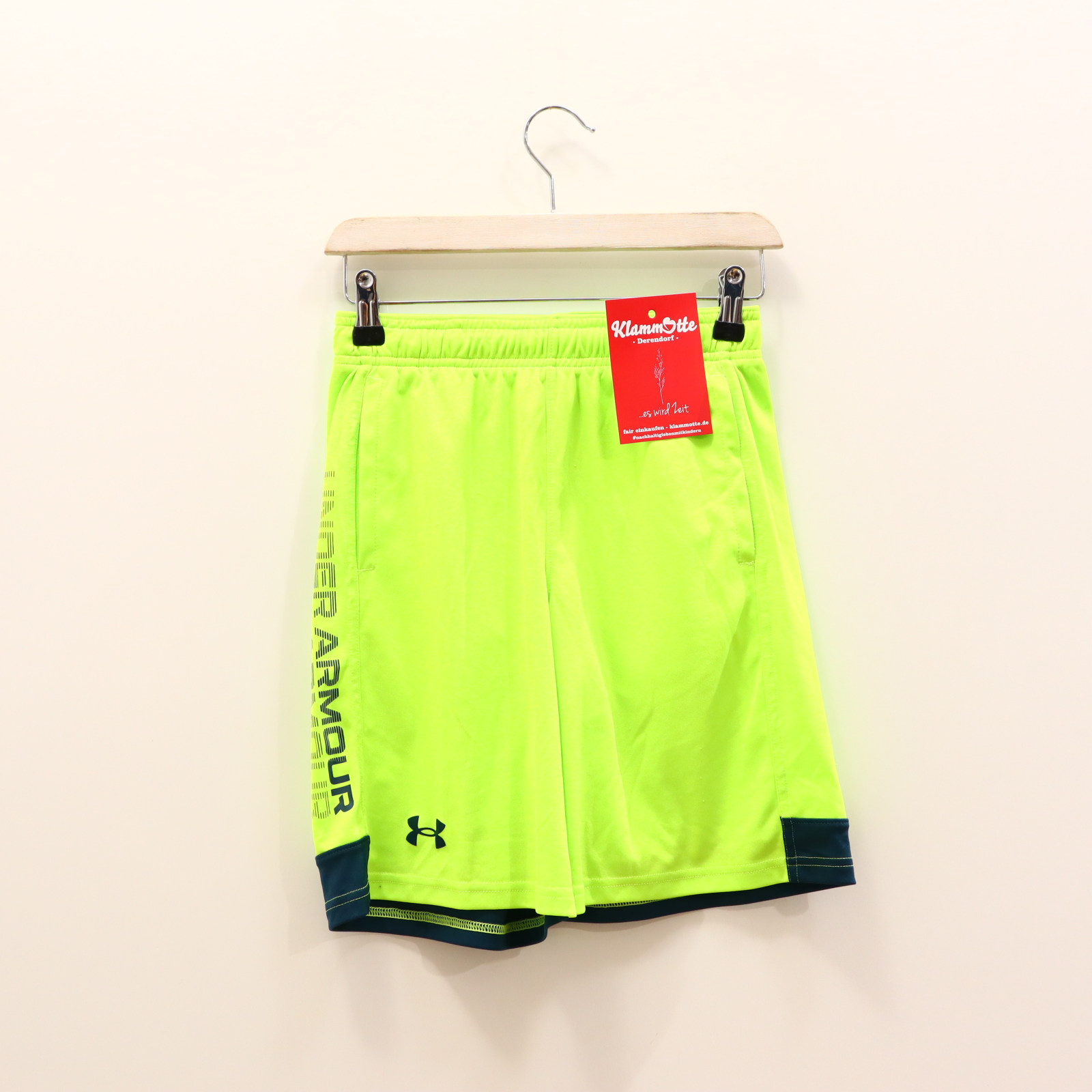 Hose UNDER ARMOUR 140/146/152 Short/Sporthose grün Logo/Print Gummibandzug/Kordelzug Polyester