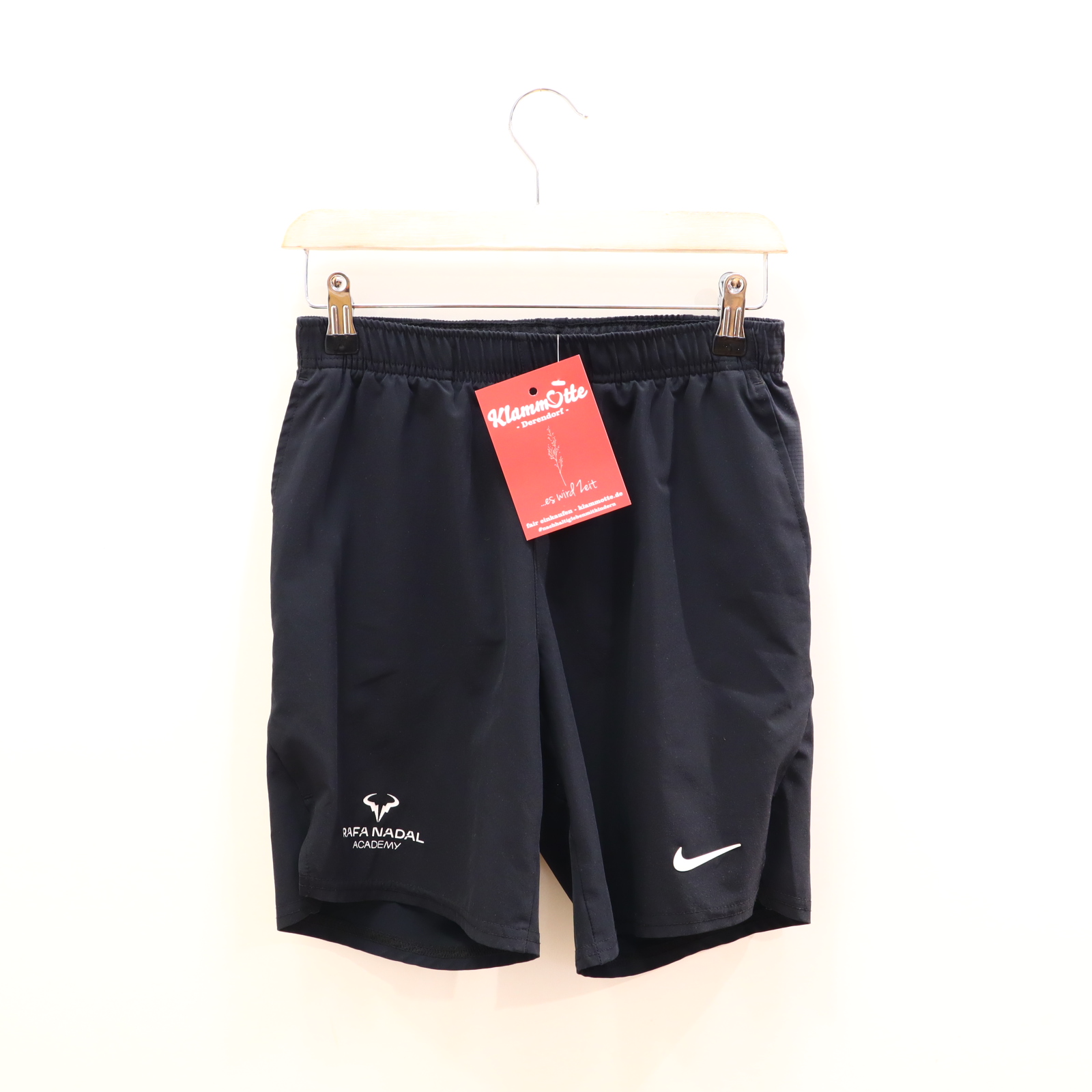 Hose NIKE 146/152/158 Short/Sporthose schwarz Logo/Print Gummibandzug/Kordelzug