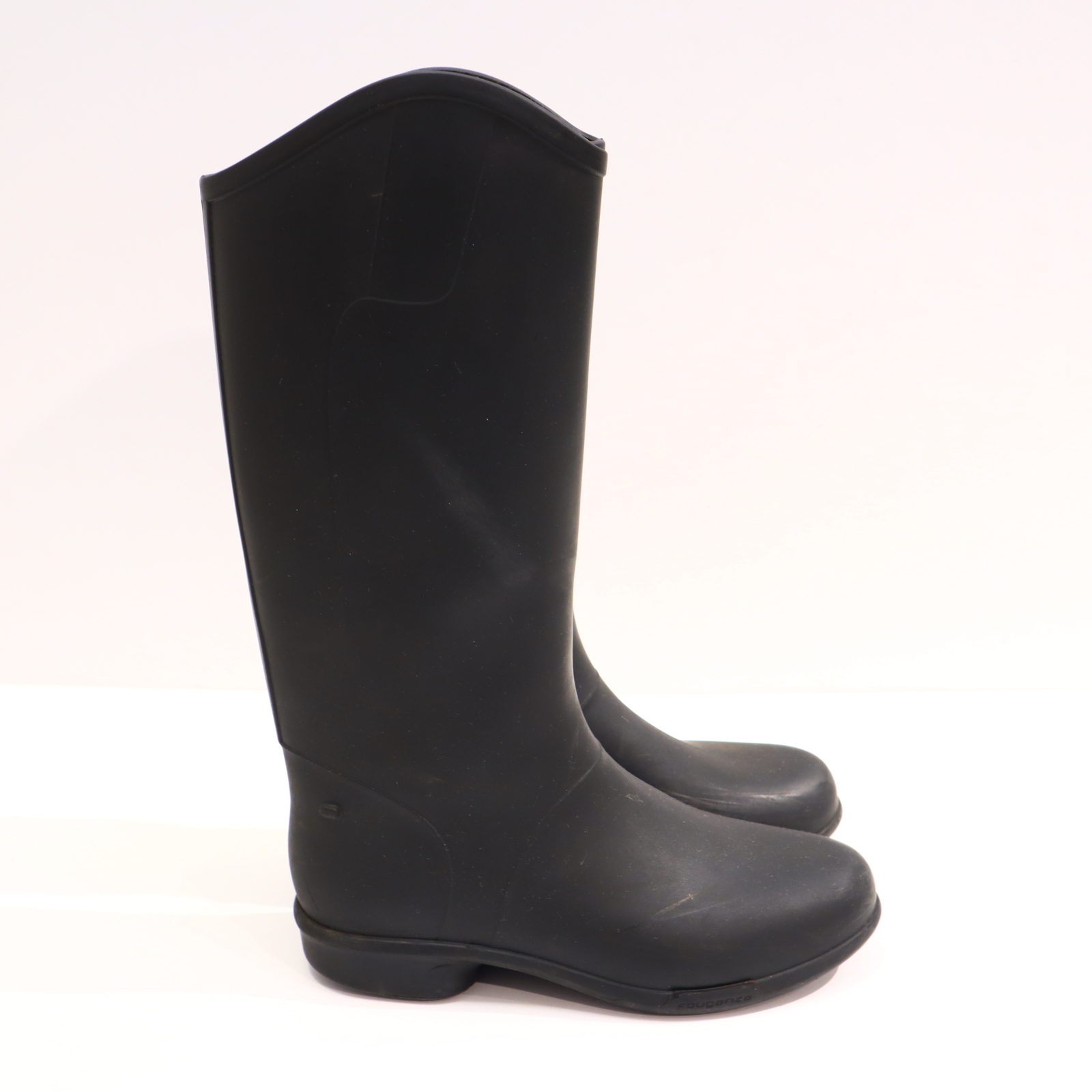 Sportschuh 33 Reitstiefel schwarz Gummi leichte gleichmäßige Ablaufspuren