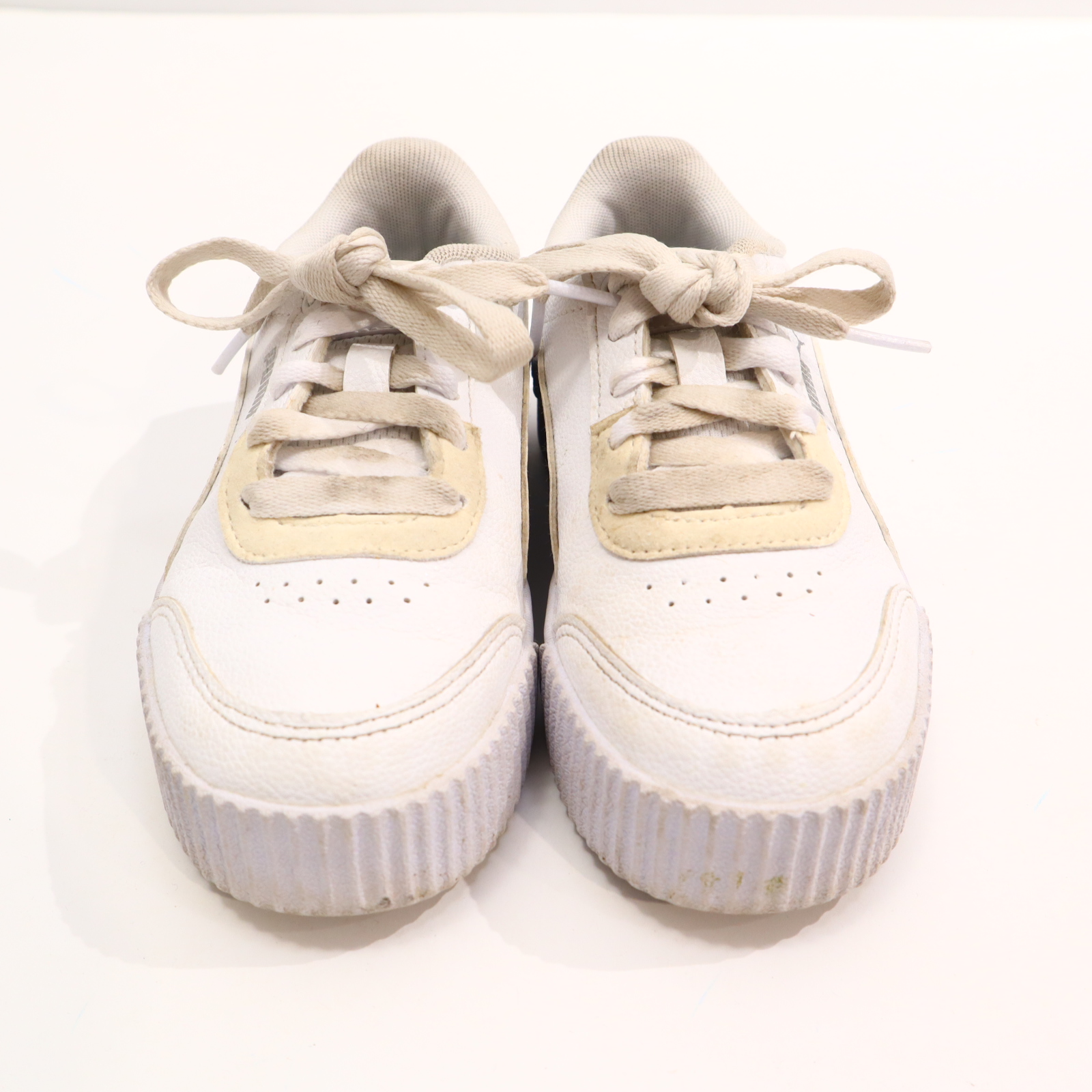 Halbschuhe PUMA Schnürschuh/Sneaker 30 weiß leichte gleichmäßige Ablaufspuren