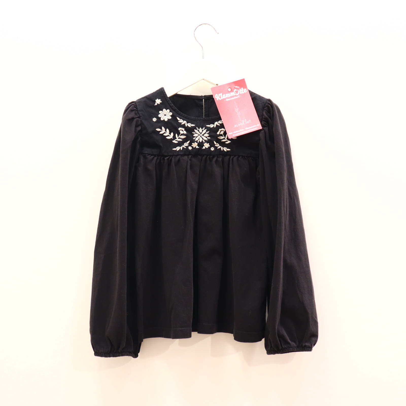 Oberteil ZARA 140 schwarz Blumen/Stickerei langarm Shirt Baumwolle