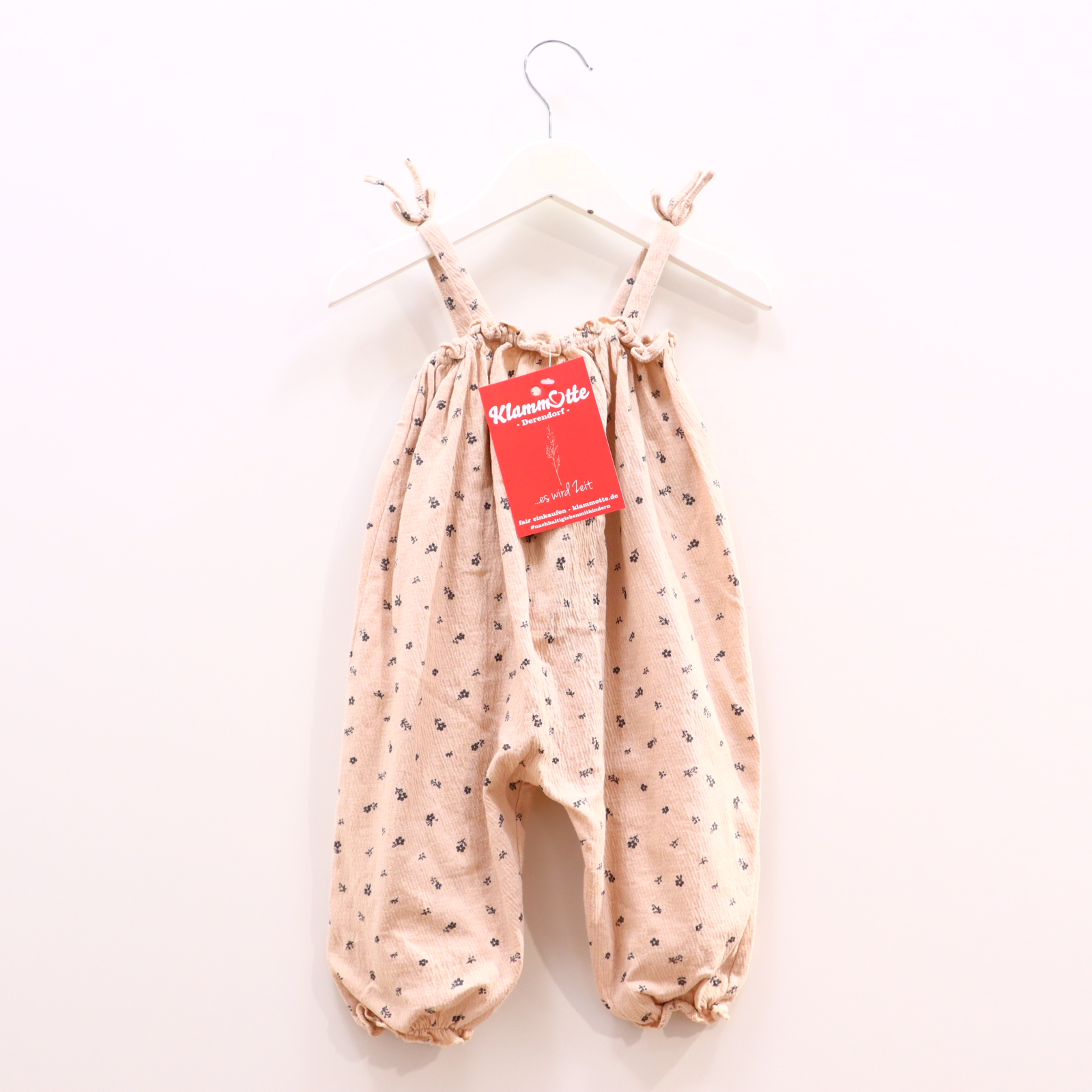 Hosen & Strampler next 74 rosa Alloverprint/Blumen/Smok/Volants Strampler/Träger Baumwolle/Jersey Druckknöpfe im Schritt