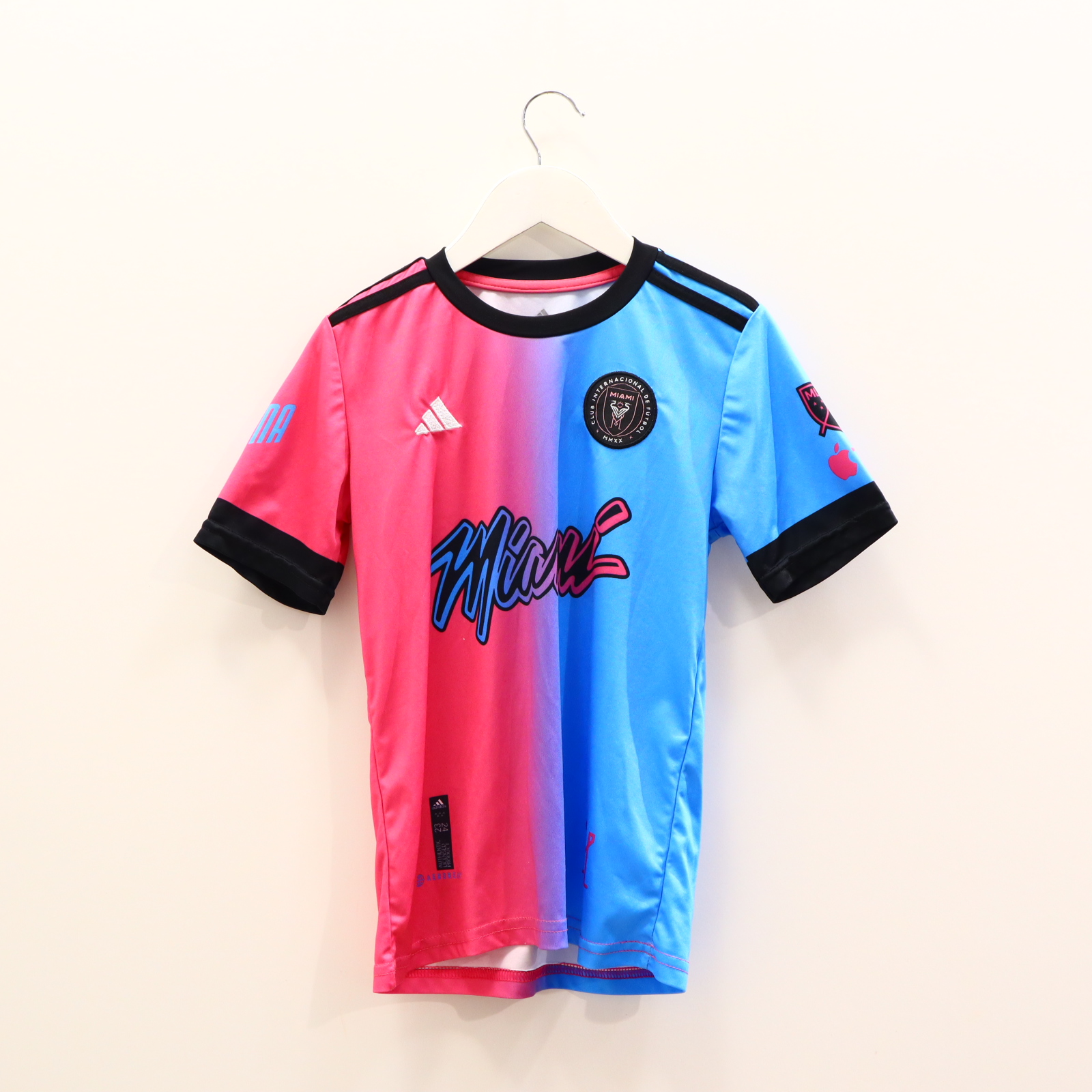 Oberteil Adidas Gr. 140 kurzarm/Trikot blau/pink Polyester Applikation/Logo/Print Messi/Miami