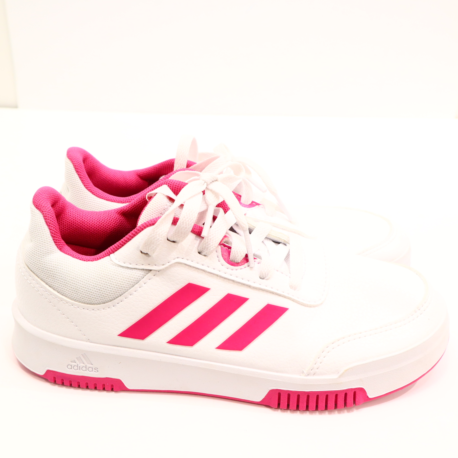 Sportschuh Adidas 37.5 Hallenschuh pink/weiß Schnürrschuh neuwertig!
