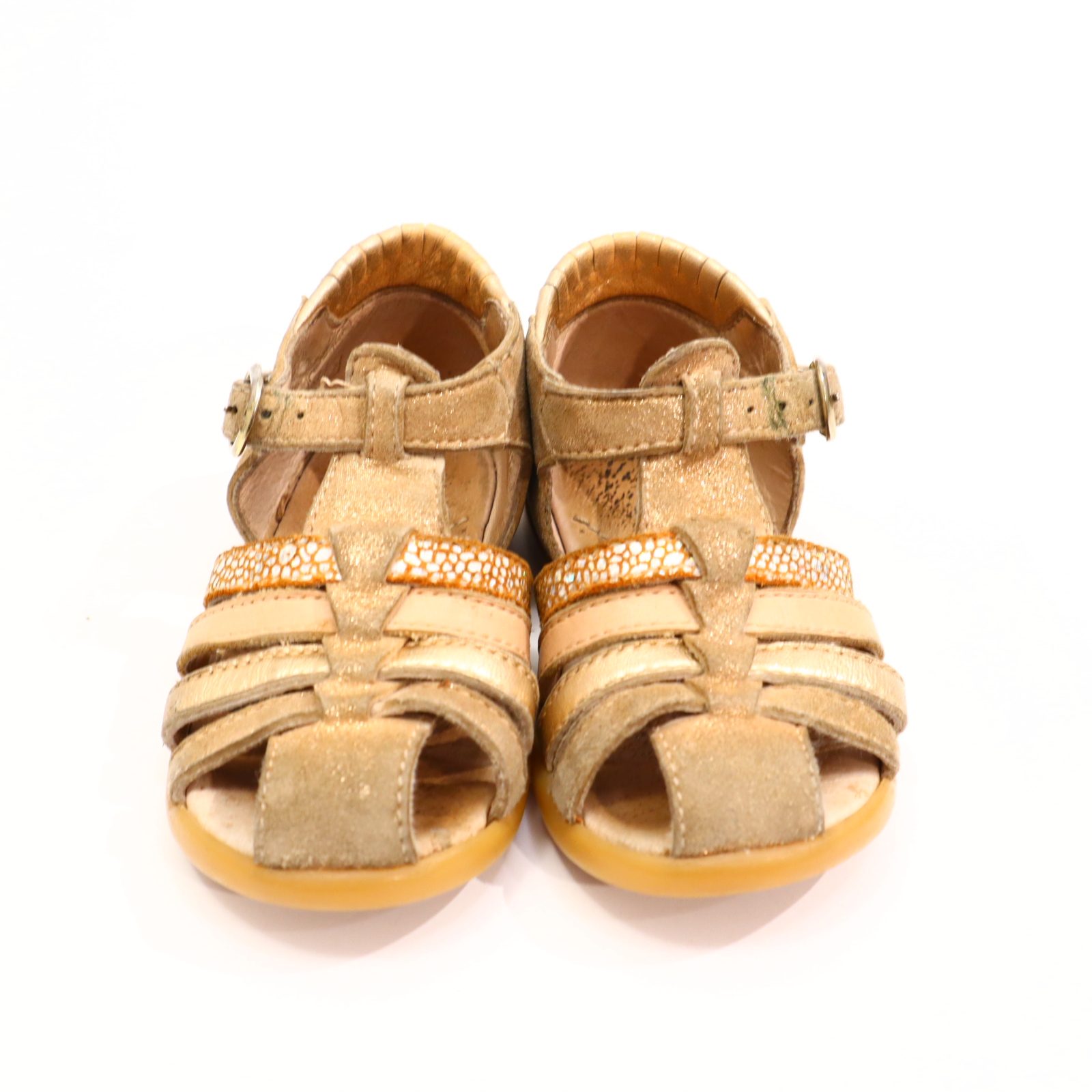 Sandalen 22 braun/gold Leder leichte gleichmäßige Ablaufspuren