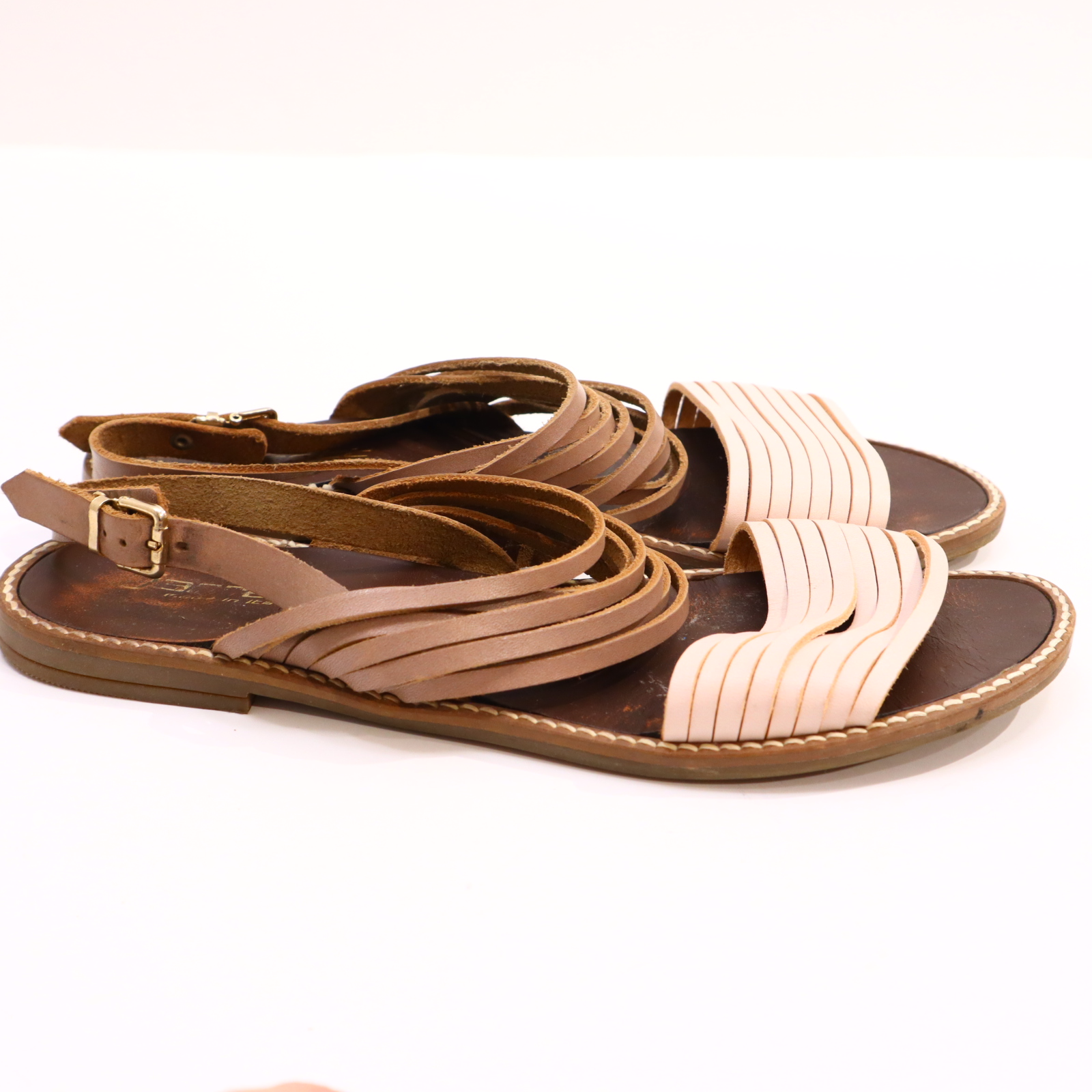 Sandalen jarrett 38 grau/rosa Leder leichte gleichmäßige Ablaufspuren