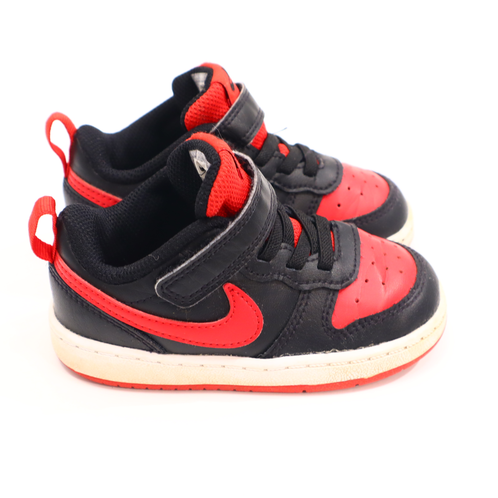 Halbschuhe NIKE Klett/Sneaker 23.5 rot/schwarz leichte gleichmäßige Ablaufspuren